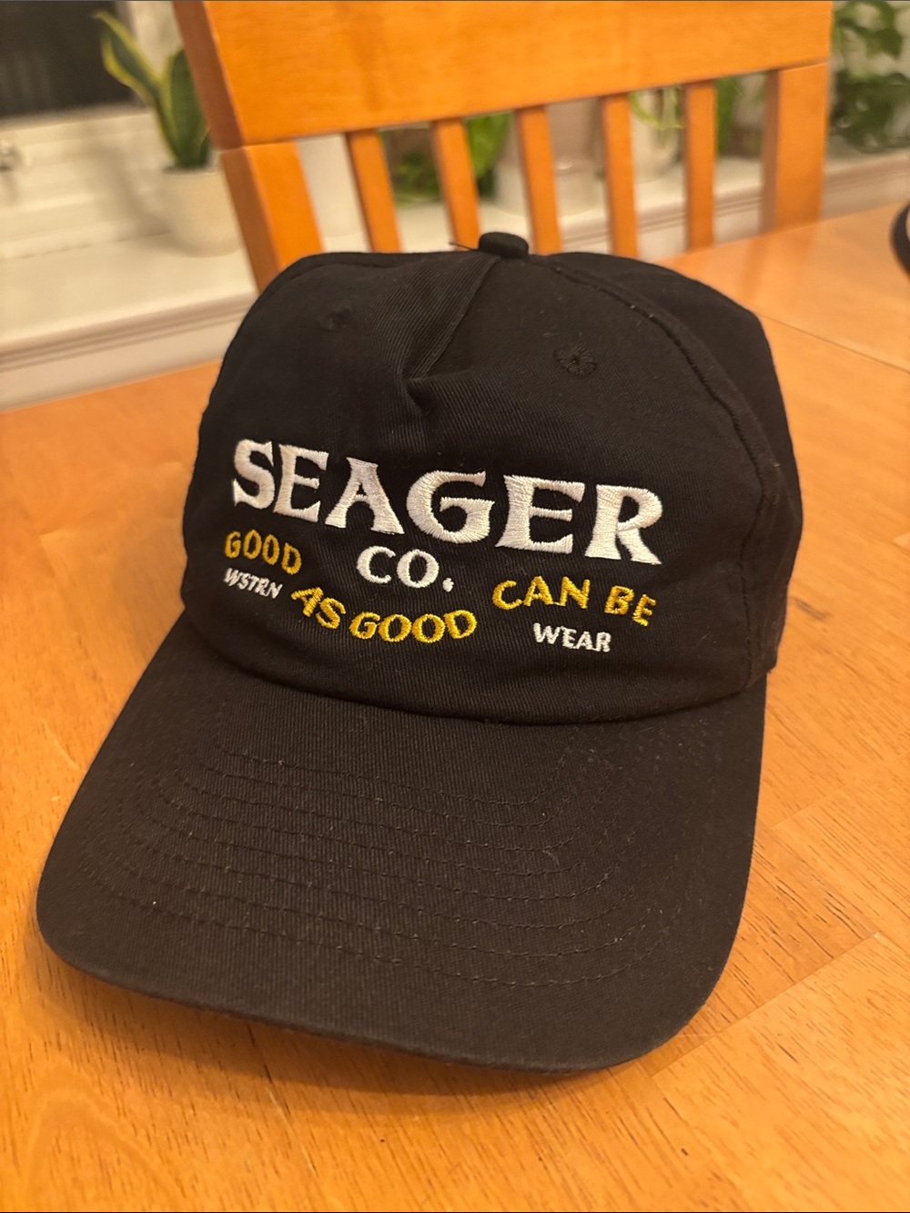 Seager Black Men’s SnapBack Hat